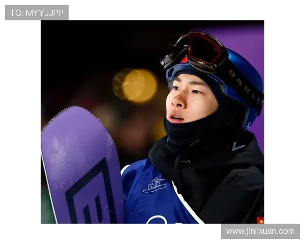 冬奥钢架雪车冲击领奖苏翊鸣再战