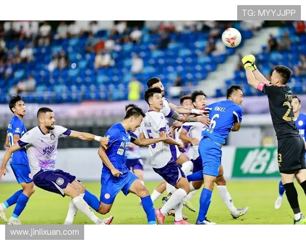 佛山南狮两少年球员入一线队